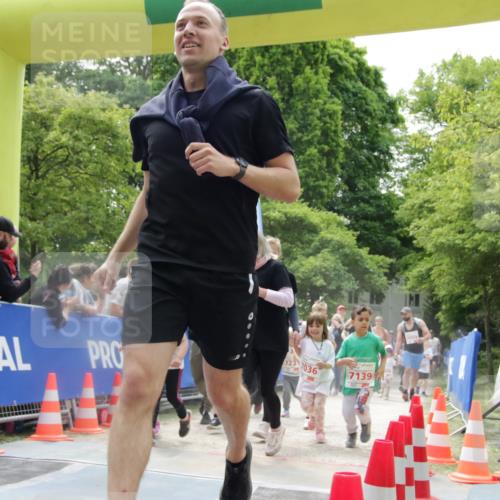 17.05.2025 - Störlauf H.Heesch http://msf.ph/oto/7853059 17.05.2025 13:02:51 Ziel  meine-sportfotos.de