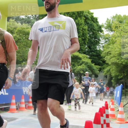 17.05.2025 - Störlauf H.Heesch http://msf.ph/oto/7853092 17.05.2025 13:03:00 Ziel  meine-sportfotos.de