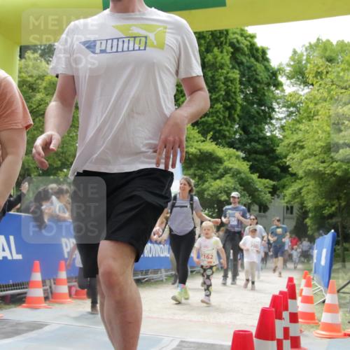 17.05.2025 - Störlauf H.Heesch http://msf.ph/oto/7853093 17.05.2025 13:03:00 Ziel  meine-sportfotos.de