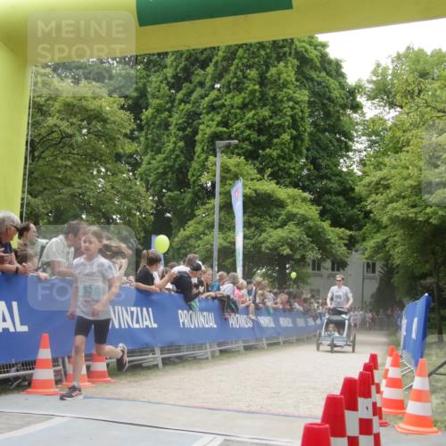 17.05.2025 - Störlauf H.Heesch http://msf.ph/oto/7853900 17.05.2025 13:43:53 Ziel  meine-sportfotos.de