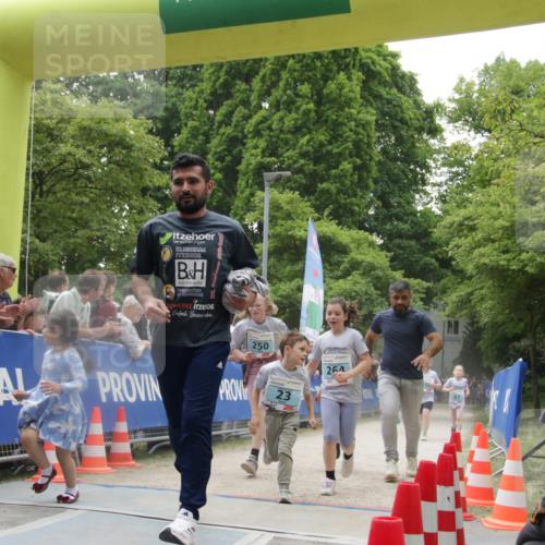 17.05.2025 - Störlauf H.Heesch http://msf.ph/oto/7853994 17.05.2025 13:44:56 Ziel  meine-sportfotos.de