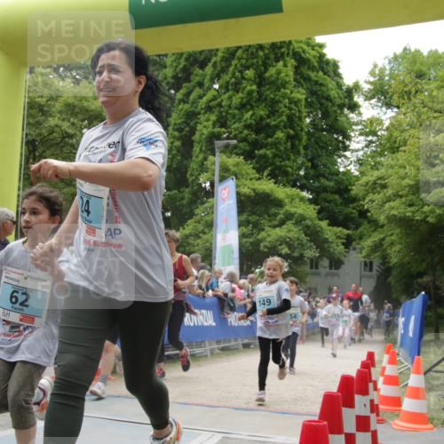 17.05.2025 - Störlauf H.Heesch http://msf.ph/oto/7854030 17.05.2025 13:45:21 Ziel  meine-sportfotos.de