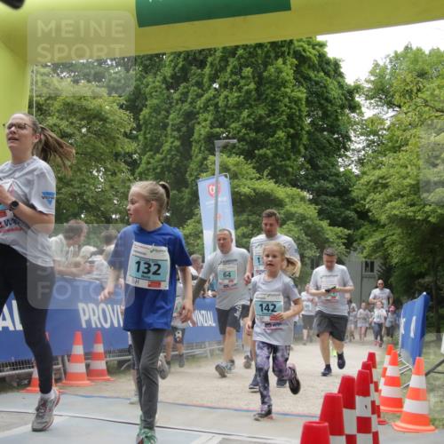 17.05.2025 - Störlauf H.Heesch http://msf.ph/oto/7854053 17.05.2025 13:45:29 Ziel  meine-sportfotos.de