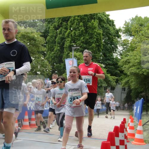 17.05.2025 - Störlauf H.Heesch http://msf.ph/oto/7854090 17.05.2025 13:45:38 Ziel  meine-sportfotos.de