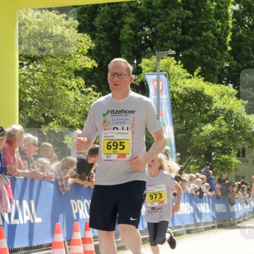 17.05.2025 - Störlauf H.Heesch http://msf.ph/oto/7855026 17.05.2025 14:12:08 Ziel  meine-sportfotos.de