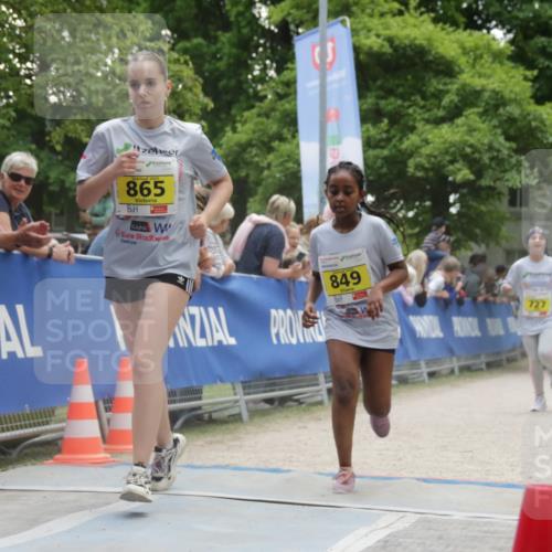17.05.2025 - Störlauf H.Heesch http://msf.ph/oto/7855279 17.05.2025 14:15:13 Ziel  meine-sportfotos.de