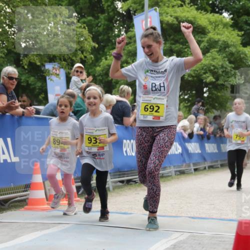 17.05.2025 - Störlauf H.Heesch http://msf.ph/oto/7855299 17.05.2025 14:15:25 Ziel  meine-sportfotos.de