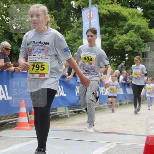 17.05.2025 - Störlauf H.Heesch http://msf.ph/oto/7855304 17.05.2025 14:15:28 Ziel  meine-sportfotos.de