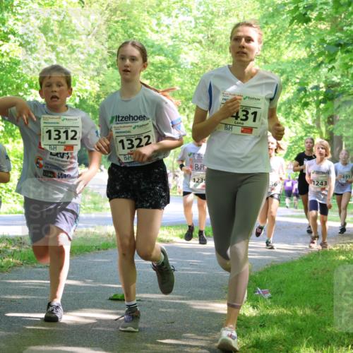 17.05.2025 - Störlauf Strokosch-Dieckow http://msf.ph/oto/7857795 17.05.2025 14:48:44 Laufen 2025, 1312, 2025, 1322, 1258, 2025, 431, 1239, 1243, 491, 1302, 1298 meine-sportfotos.de
