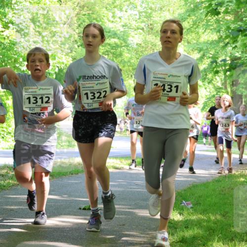 17.05.2025 - Störlauf Strokosch-Dieckow http://msf.ph/oto/7857797 17.05.2025 14:48:45 Laufen 1258, 2025, 1312, 2025, 1322, 12, 2025, 2431, 1243, 1298, 130 meine-sportfotos.de