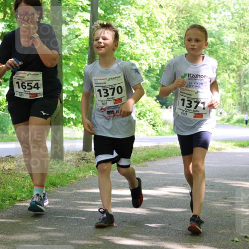 17.05.2025 - Störlauf Strokosch-Dieckow http://msf.ph/oto/7858603 17.05.2025 14:53:32 Laufen 2025, 1654, 2025, 1370, 2025, 1371, 1367 meine-sportfotos.de