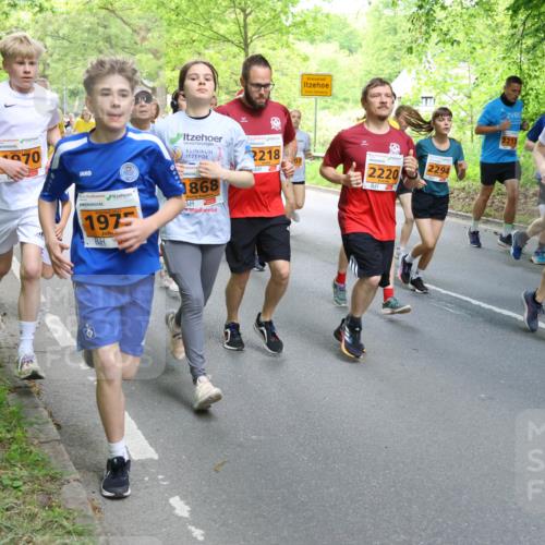 17.05.2025 - Störlauf Strokosch-Dieckow http://msf.ph/oto/7859305 17.05.2025 15:01:42 Laufen 70, 1975, 1868, 3, 2218, 2220, 2294, 2153, 2167 meine-sportfotos.de