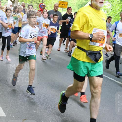 17.05.2025 - Störlauf Strokosch-Dieckow http://msf.ph/oto/7859338 17.05.2025 15:01:53 Laufen 1954, 1963, 176, 52, 1890, 1919, 215, 2067 meine-sportfotos.de