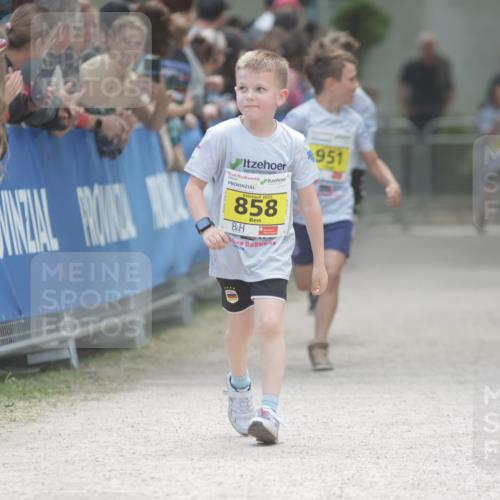17.05.2025 - Störlauf H.Heesch http://msf.ph/oto/7867664 17.05.2025 14:13:30 Ziel  meine-sportfotos.de