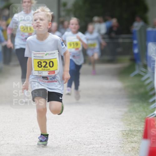 17.05.2025 - Störlauf H.Heesch http://msf.ph/oto/7868204 17.05.2025 14:14:08 Ziel  meine-sportfotos.de