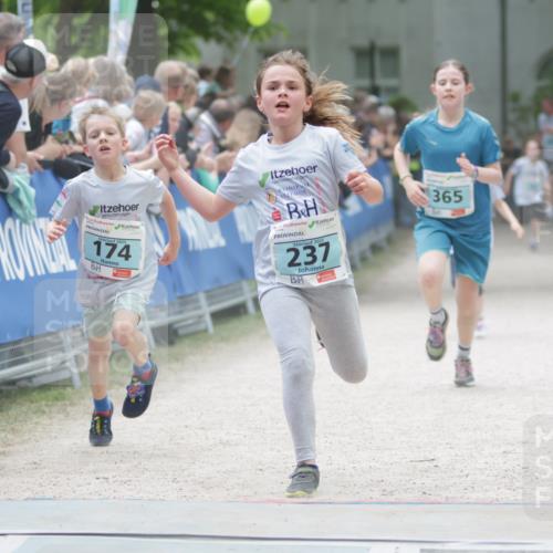 17.05.2025 - Störlauf H.Heesch http://msf.ph/oto/7868886 17.05.2025 13:43:03 Ziel  meine-sportfotos.de