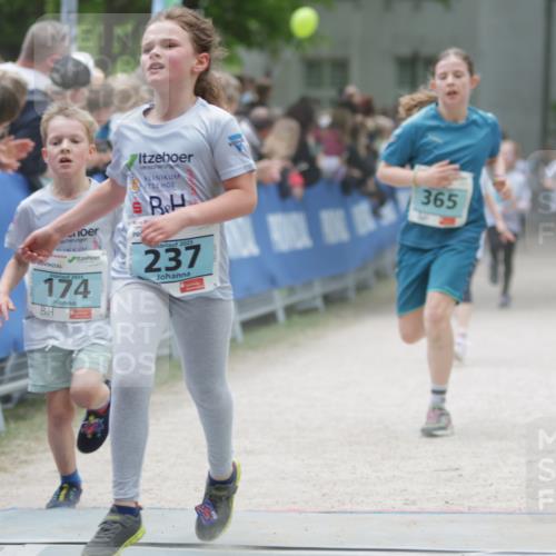 17.05.2025 - Störlauf H.Heesch http://msf.ph/oto/7868925 17.05.2025 13:43:03 Ziel  meine-sportfotos.de