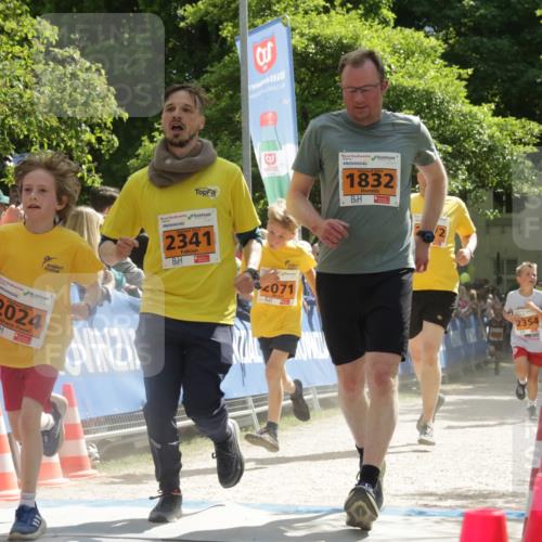 17.05.2025 - Störlauf H.Heesch http://msf.ph/oto/7869392 17.05.2025 15:28:52 Ziel  meine-sportfotos.de