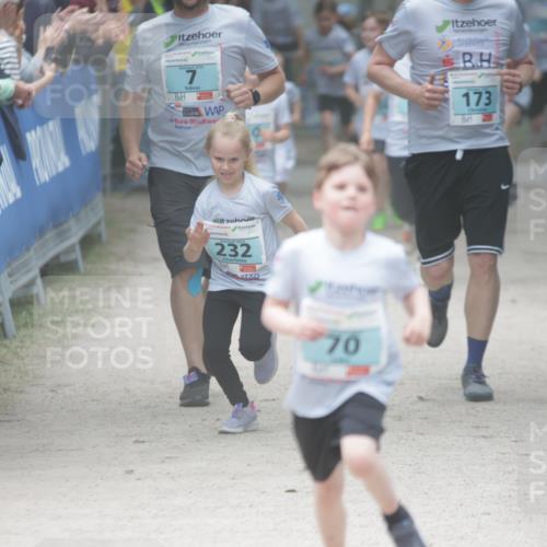 17.05.2025 - Störlauf H.Heesch http://msf.ph/oto/7870267 17.05.2025 13:43:42 Ziel  meine-sportfotos.de