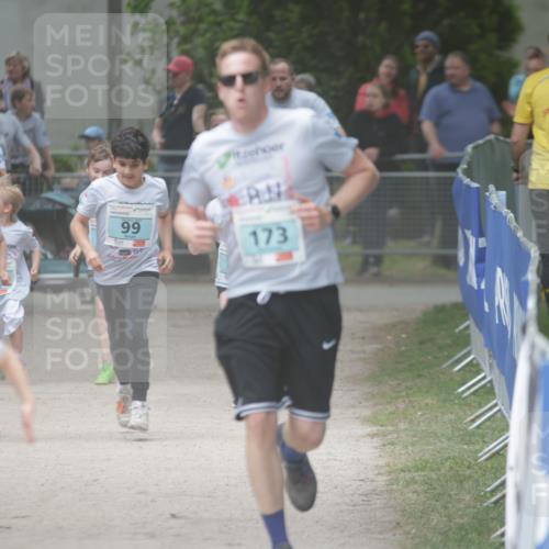 17.05.2025 - Störlauf H.Heesch http://msf.ph/oto/7870282 17.05.2025 13:43:43 Ziel  meine-sportfotos.de