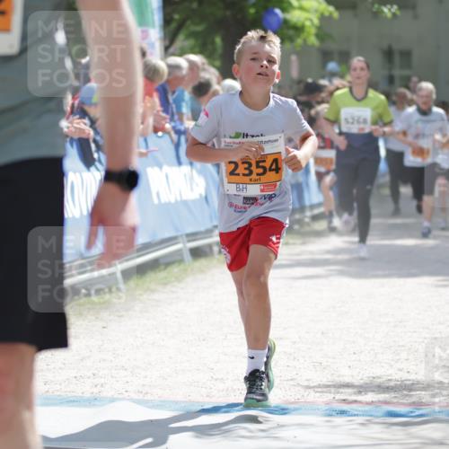 17.05.2025 - Störlauf H.Heesch http://msf.ph/oto/7870992 17.05.2025 15:28:55 Ziel  meine-sportfotos.de