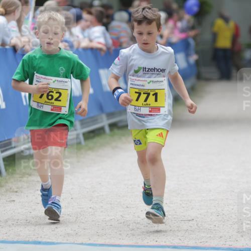 17.05.2025 - Störlauf H.Heesch http://msf.ph/oto/7871417 17.05.2025 14:19:53 Ziel  meine-sportfotos.de