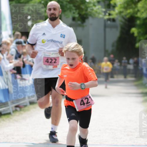 17.05.2025 - Störlauf H.Heesch http://msf.ph/oto/7874111 17.05.2025 13:56:00 Ziel  meine-sportfotos.de