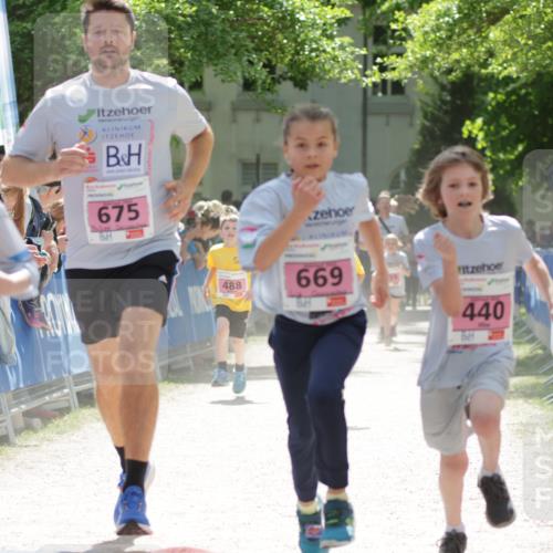 17.05.2025 - Störlauf H.Heesch http://msf.ph/oto/7874213 17.05.2025 13:57:00 Ziel  meine-sportfotos.de