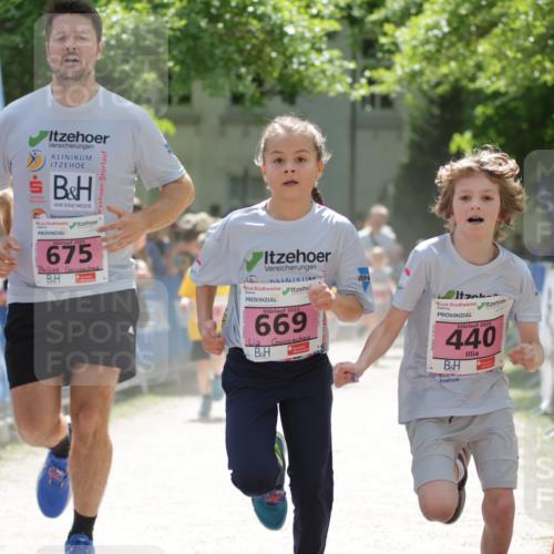 17.05.2025 - Störlauf H.Heesch http://msf.ph/oto/7874215 17.05.2025 13:57:00 Ziel  meine-sportfotos.de