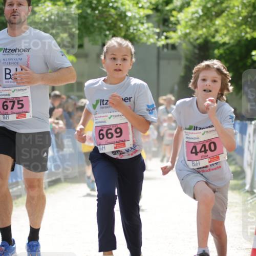 17.05.2025 - Störlauf H.Heesch http://msf.ph/oto/7874216 17.05.2025 13:57:00 Ziel  meine-sportfotos.de