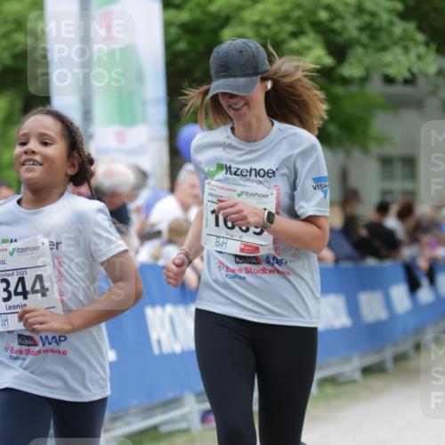 17.05.2025 - Störlauf H.Heesch http://msf.ph/oto/7875735 17.05.2025 15:00:02 Ziel  meine-sportfotos.de