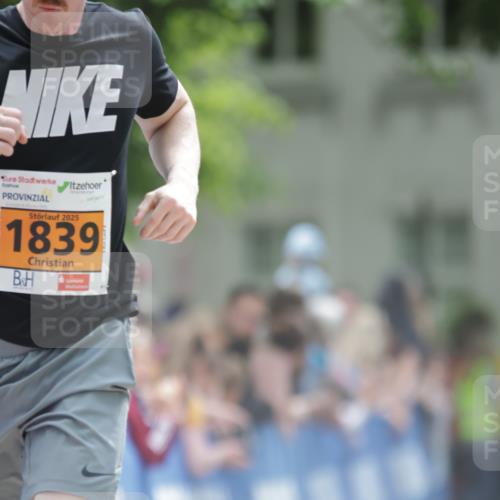 17.05.2025 - Störlauf H.Heesch http://msf.ph/oto/7876141 17.05.2025 15:26:35 Ziel  meine-sportfotos.de