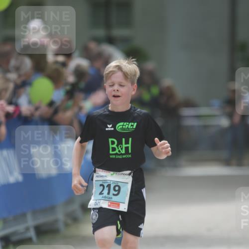 17.05.2025 - Störlauf H.Heesch http://msf.ph/oto/7880321 17.05.2025 13:39:47 Ziel  meine-sportfotos.de