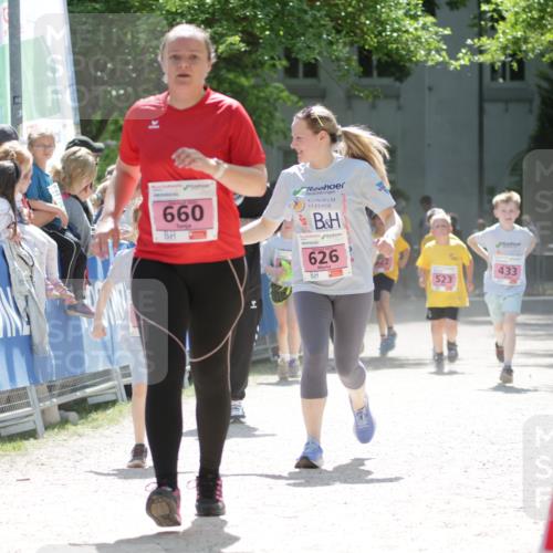 17.05.2025 - Störlauf H.Heesch http://msf.ph/oto/7880331 17.05.2025 14:00:34 Ziel  meine-sportfotos.de