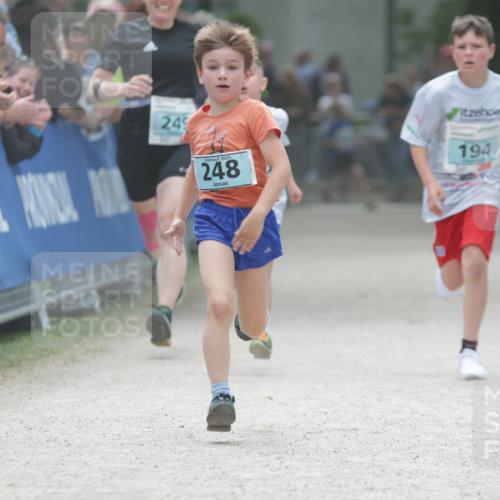 17.05.2025 - Störlauf H.Heesch http://msf.ph/oto/7880831 17.05.2025 13:40:47 Ziel  meine-sportfotos.de