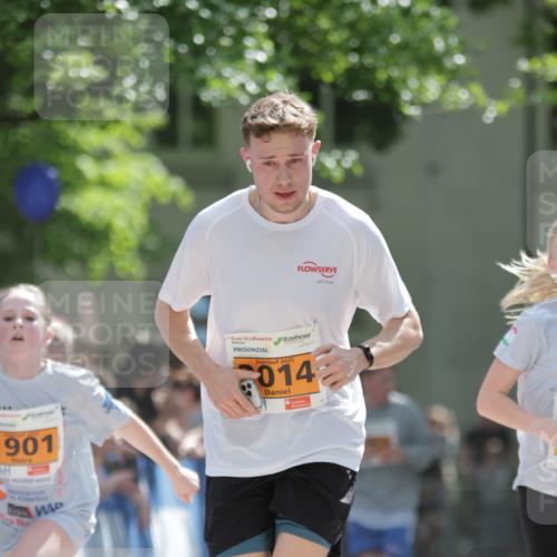 17.05.2025 - Störlauf H.Heesch http://msf.ph/oto/7881698 17.05.2025 15:27:18 Ziel  meine-sportfotos.de