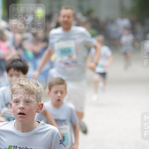 17.05.2025 - Störlauf H.Heesch http://msf.ph/oto/7893424 17.05.2025 13:42:20 Ziel 123 meine-sportfotos.de