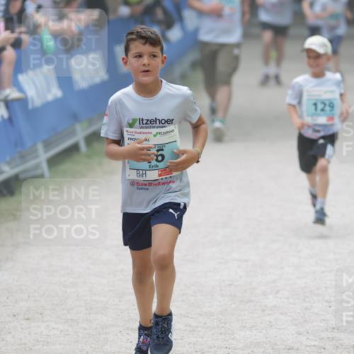 17.05.2025 - Störlauf H.Heesch http://msf.ph/oto/7893437 17.05.2025 13:42:26 Ziel 2025, 6, 129 meine-sportfotos.de