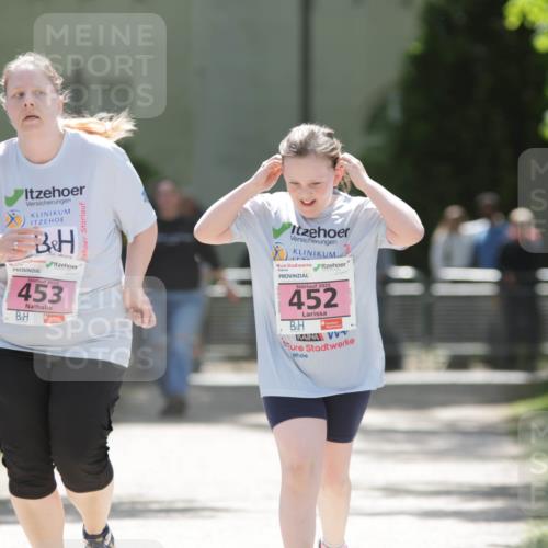 17.05.2025 - Störlauf H.Heesch http://msf.ph/oto/7893489 17.05.2025 14:03:22 Ziel 2025, 453, 2025, 452 meine-sportfotos.de