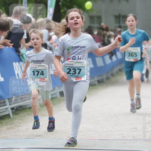 17.05.2025 - Störlauf H.Heesch http://msf.ph/oto/7893558 17.05.2025 13:43:03 Ziel 2025, 174, 2025, 237, 365 meine-sportfotos.de