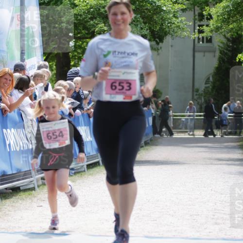 17.05.2025 - Störlauf H.Heesch http://msf.ph/oto/7893559 17.05.2025 14:05:00 Ziel 654, 653 meine-sportfotos.de