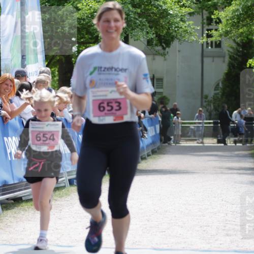 17.05.2025 - Störlauf H.Heesch http://msf.ph/oto/7893563 17.05.2025 14:05:00 Ziel 654, 653 meine-sportfotos.de