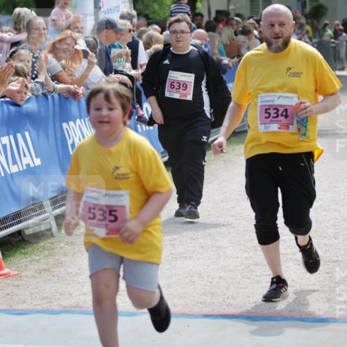 17.05.2025 - Störlauf H.Heesch http://msf.ph/oto/7893583 17.05.2025 14:06:18 Ziel 999, 535, 07, 639, 2025, 534 meine-sportfotos.de