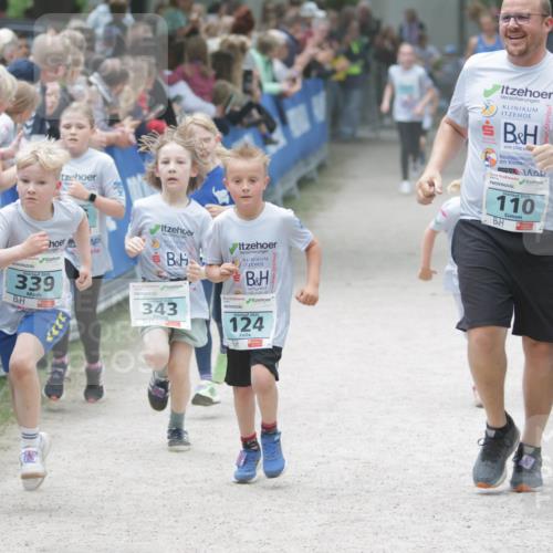 17.05.2025 - Störlauf H.Heesch http://msf.ph/oto/7893620 17.05.2025 13:43:21 Ziel 339, 343, 124, 2025, 110 meine-sportfotos.de
