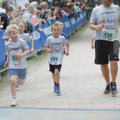 17.05.2025 - Störlauf H.Heesch http://msf.ph/oto/7893642 17.05.2025 13:43:22 Ziel 3, 9929, 124, 2025, 110 meine-sportfotos.de