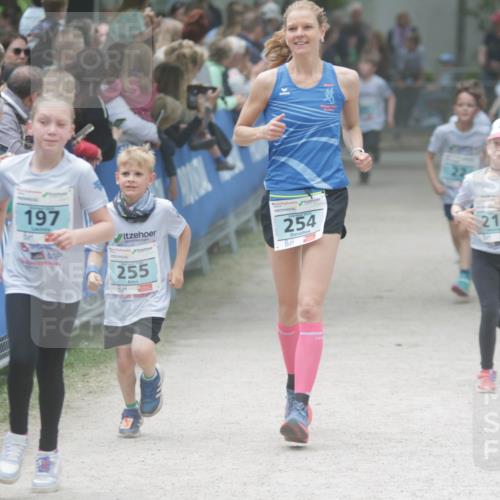 17.05.2025 - Störlauf H.Heesch http://msf.ph/oto/7893648 17.05.2025 13:43:29 Ziel 255, 254, 197, 218 meine-sportfotos.de