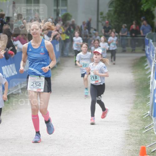 17.05.2025 - Störlauf H.Heesch http://msf.ph/oto/7893651 17.05.2025 13:43:30 Ziel 197, 254, 218 meine-sportfotos.de