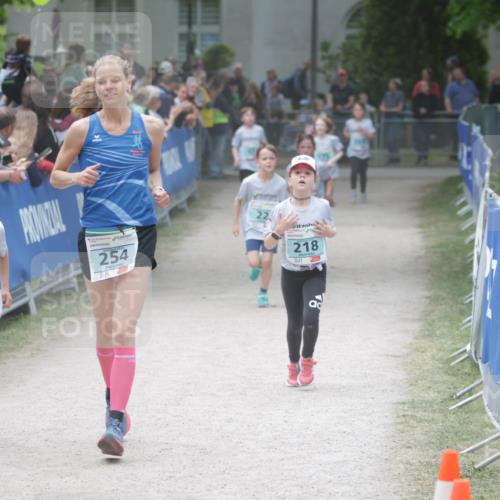 17.05.2025 - Störlauf H.Heesch http://msf.ph/oto/7893655 17.05.2025 13:43:30 Ziel 197, 255, 254, 22, 218 meine-sportfotos.de