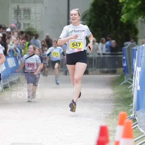 17.05.2025 - Störlauf H.Heesch http://msf.ph/oto/7893787 17.05.2025 14:10:33 Ziel 972, 390, 721, 947 meine-sportfotos.de