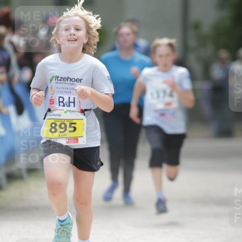 17.05.2025 - Störlauf H.Heesch http://msf.ph/oto/7893918 17.05.2025 14:11:03 Ziel 2025, 895, 1376 meine-sportfotos.de